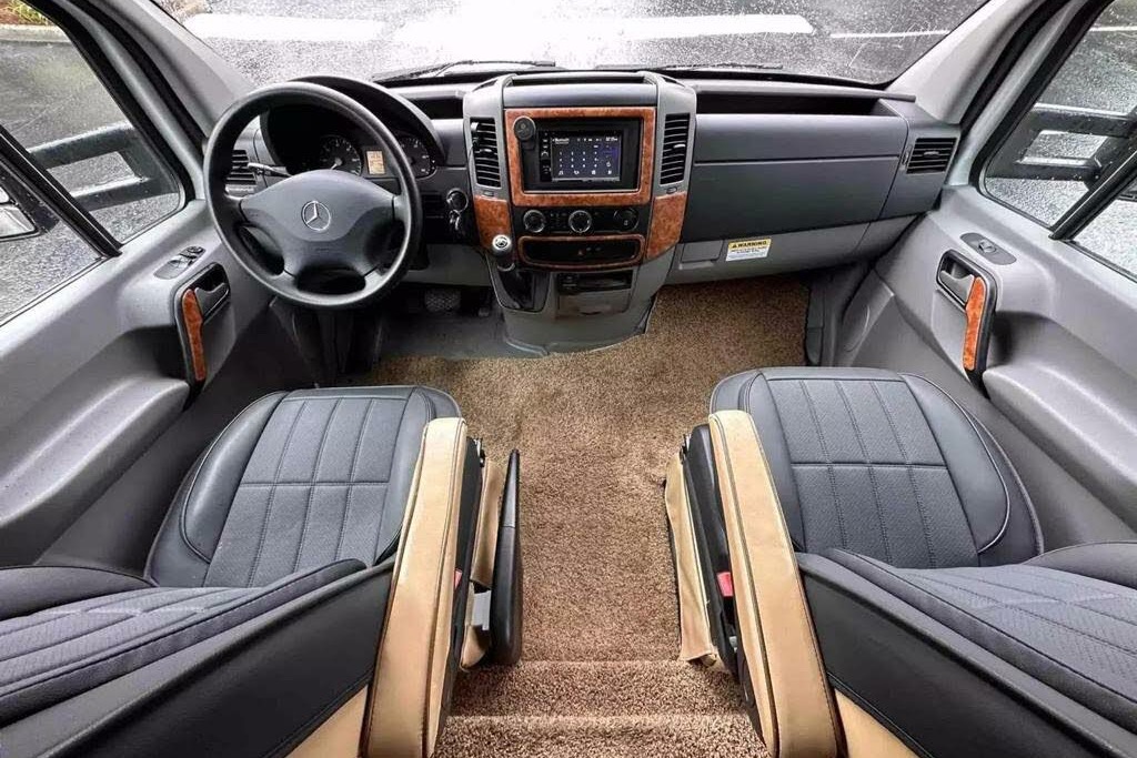  2016 Mercedes Thor Citation (Everythings Included)