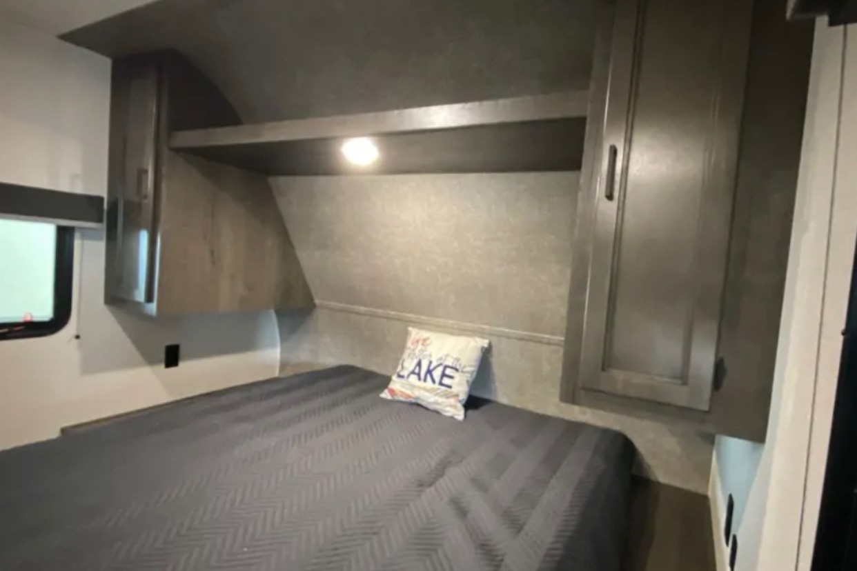 Starcraft Autumn Ridge 26bhs Travel Trailer