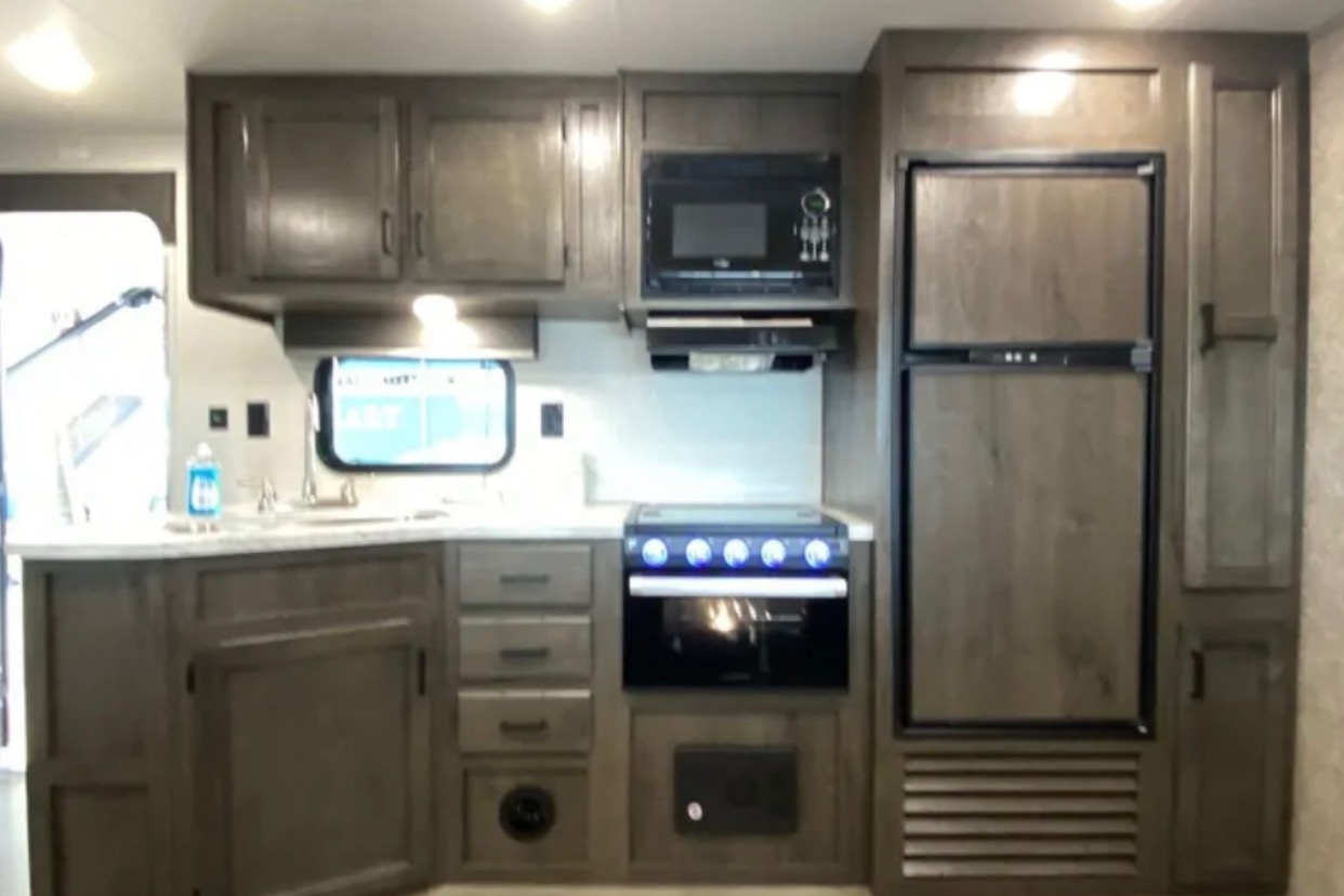Starcraft Autumn Ridge 26bhs Travel Trailer