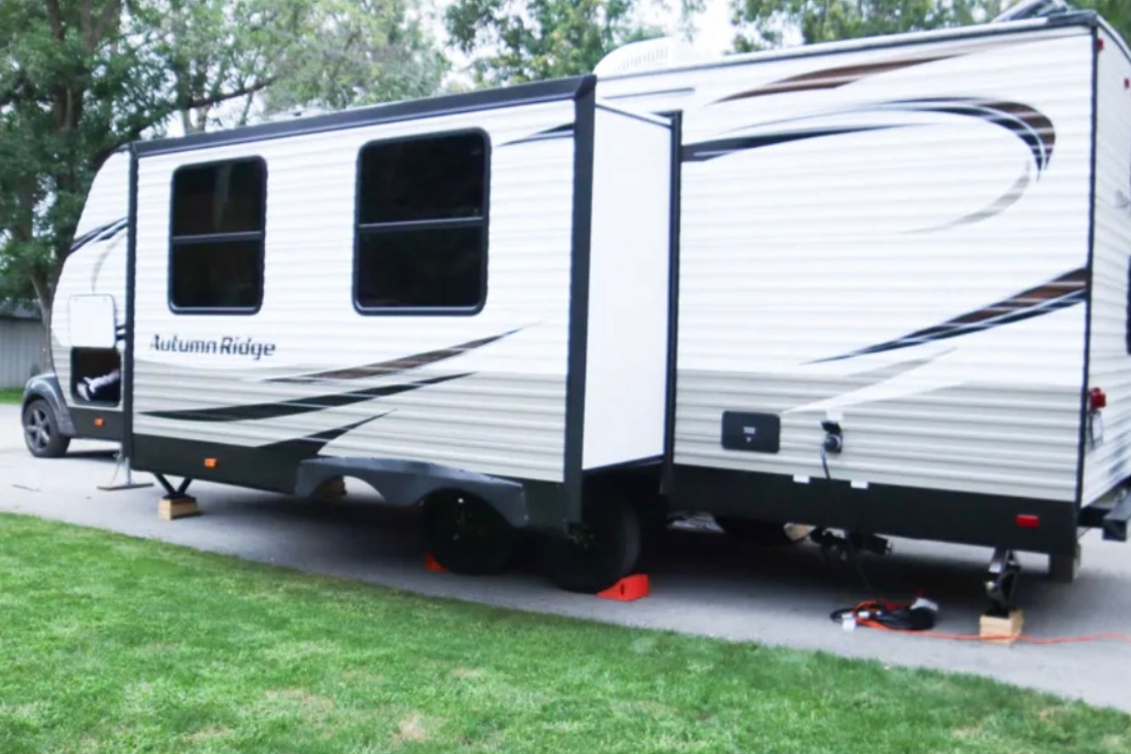 Starcraft Autumn Ridge 26bhs Travel Trailer