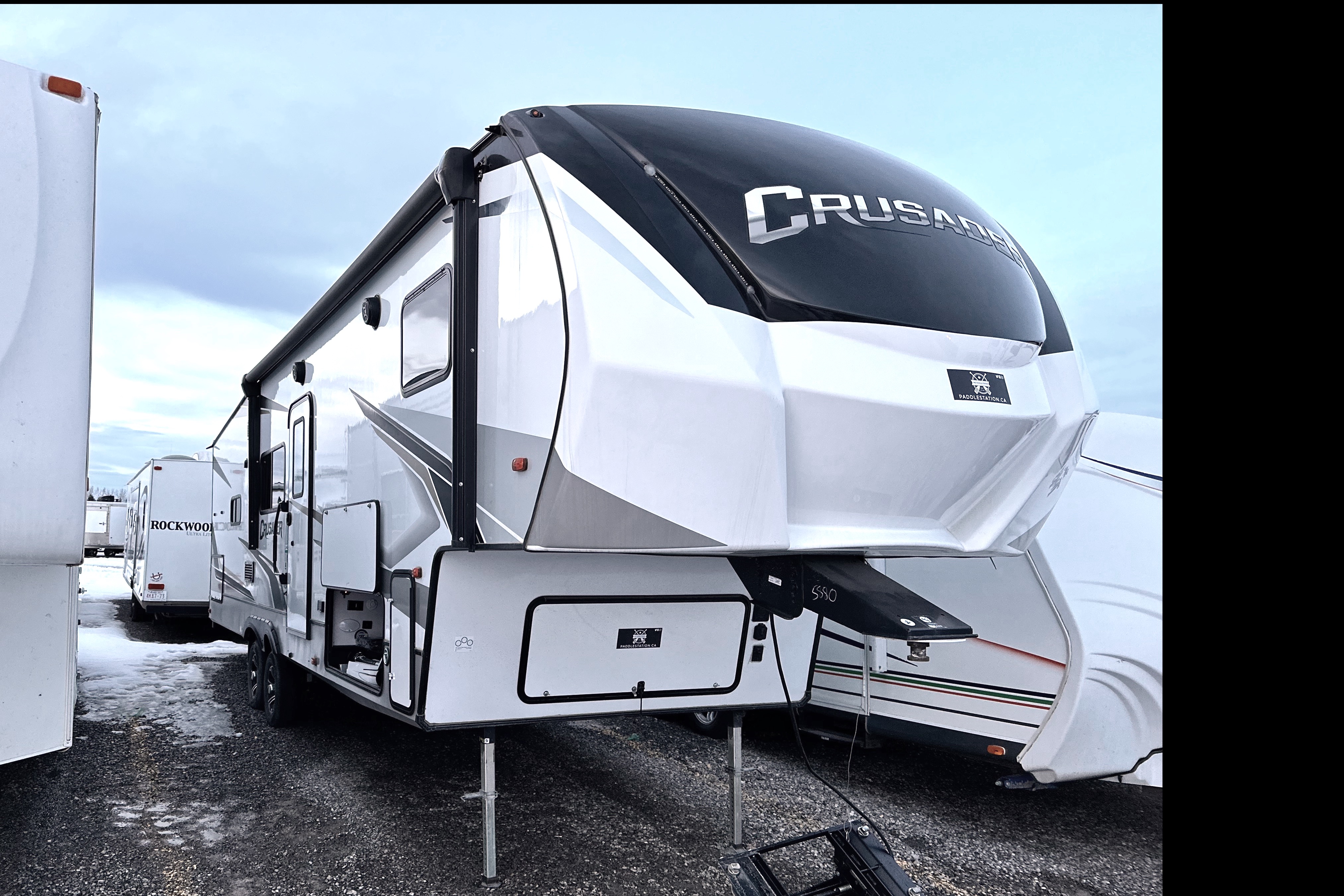 Executive luxury Crusader 29BB 5th WheeL