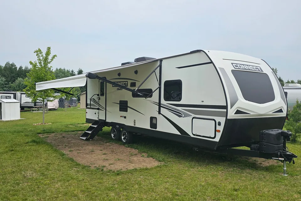 Karolina's KZ connect Travel Trailer