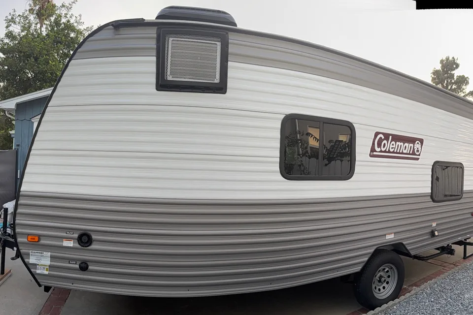 Adventure in nature Coachmen 17B Coleman Travel Trailer