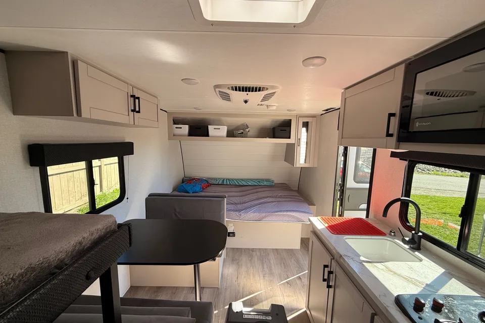 Eric's Jayco 2026 featherlite Travel Trailer
