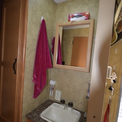 TRAVEL TRAILER or TOYHAULER you decide?