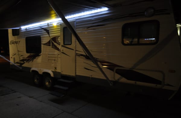 TRAVEL TRAILER or TOYHAULER you decide?
