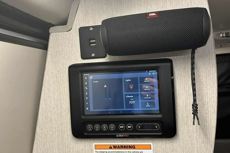 Annie Thor Motor Coach Tranquility Classe B