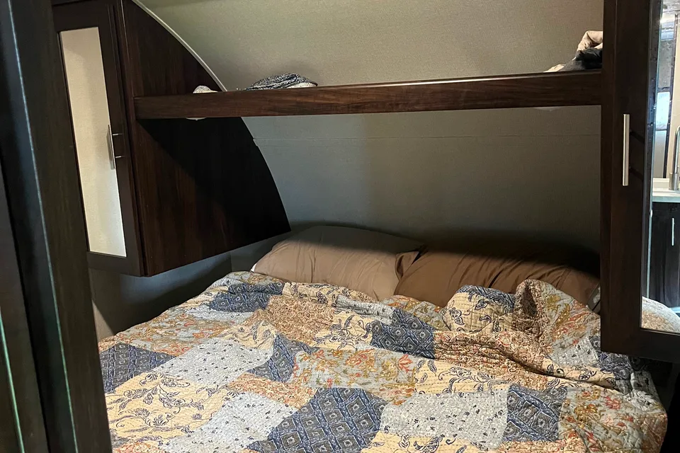 Brian's Forest River 31bhd Travel Trailer