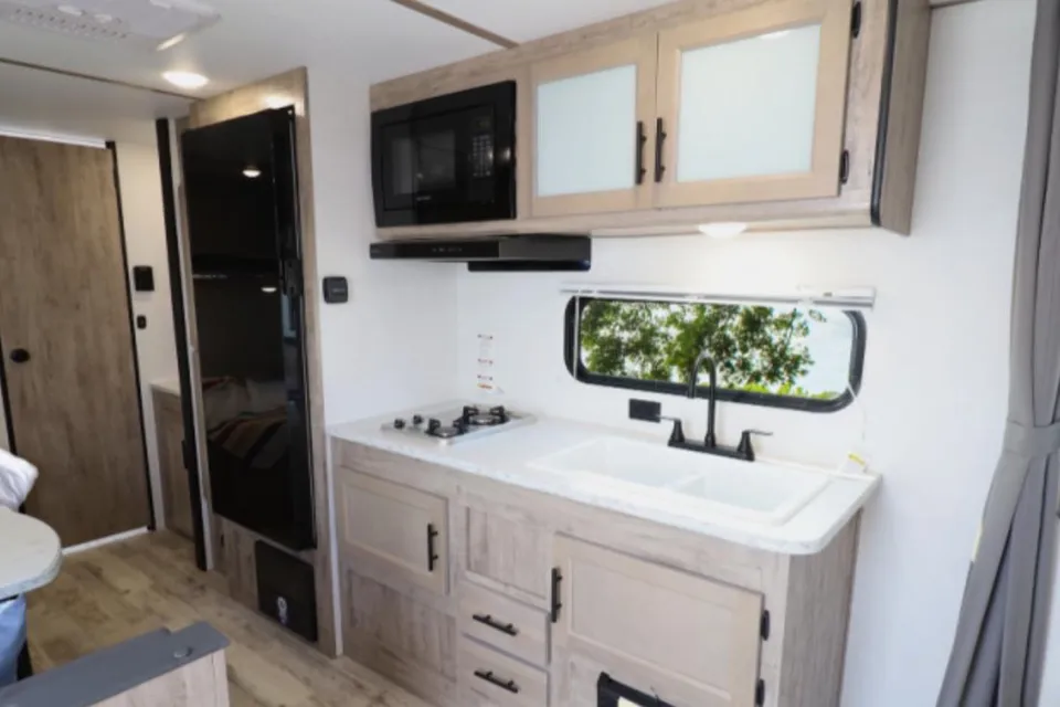 FAMILY Grand River 25BH Travel Trailer