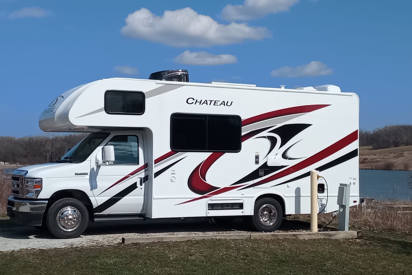 2024 Thor Chateau 24ft. with free private shuttle - Anita -