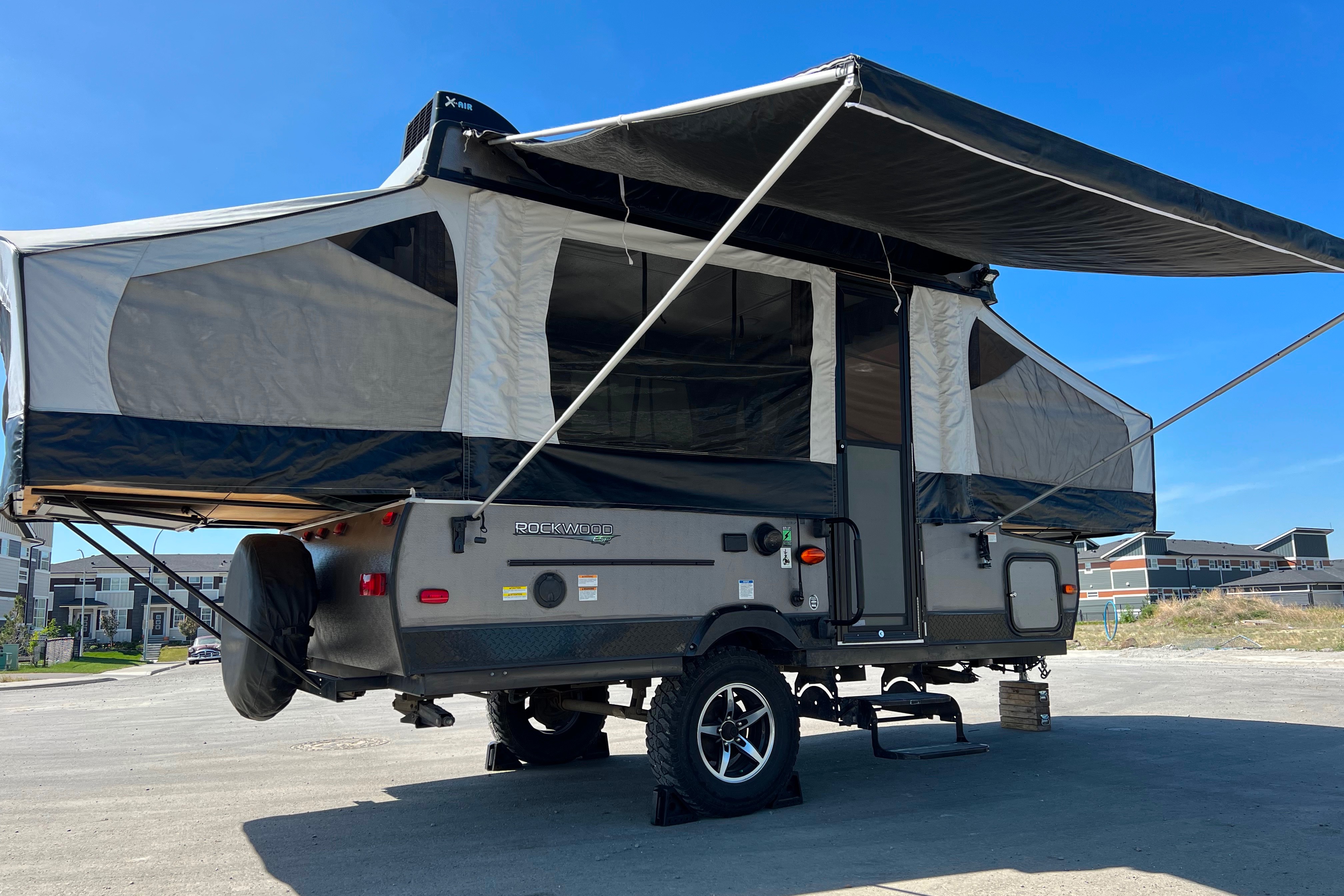 Off-the-Grid Expedition: Experience this Easy-Tow Rockwood Camper