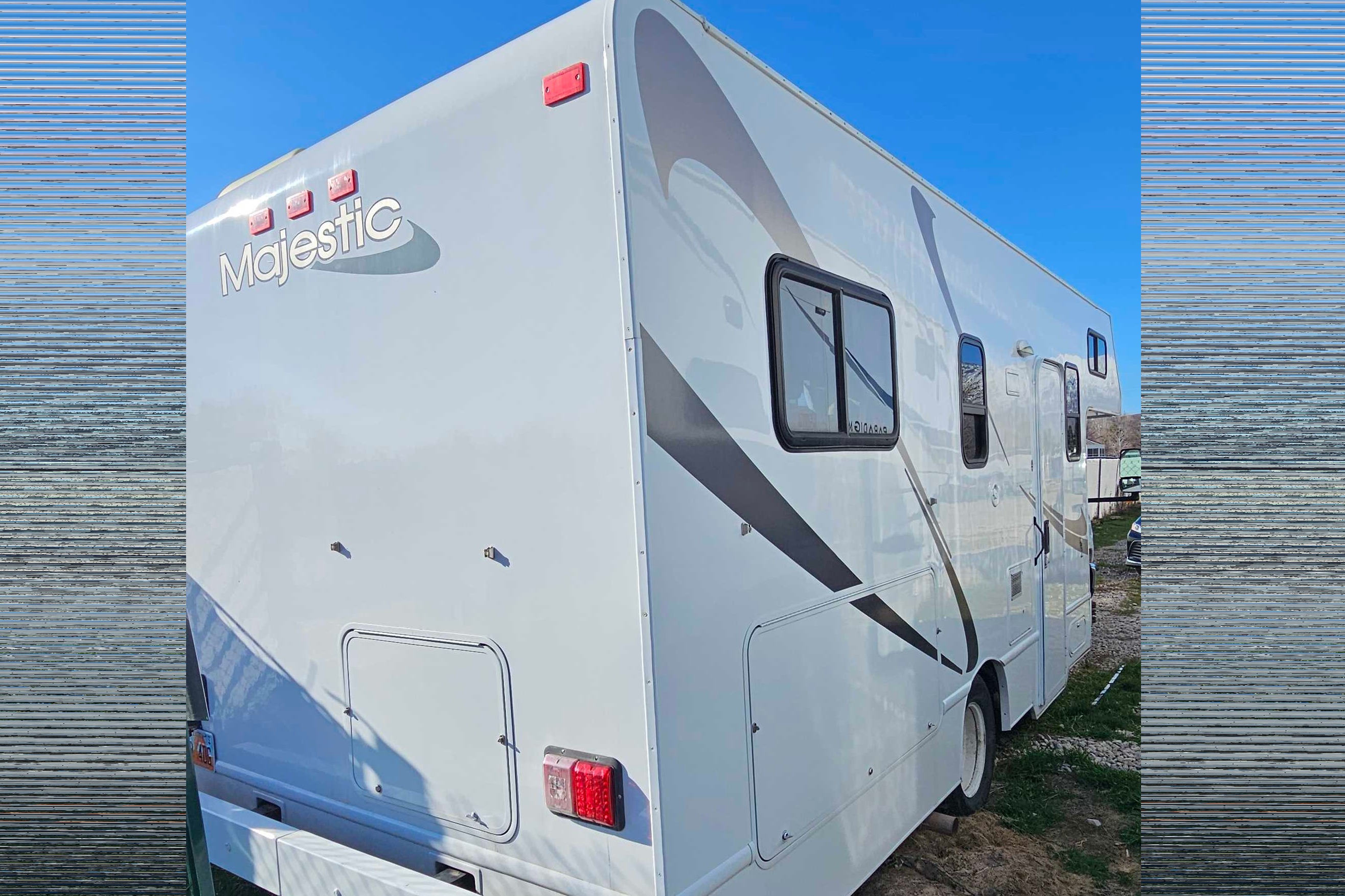 Thor Majestic Class C 23a -I- Unlimited Miles