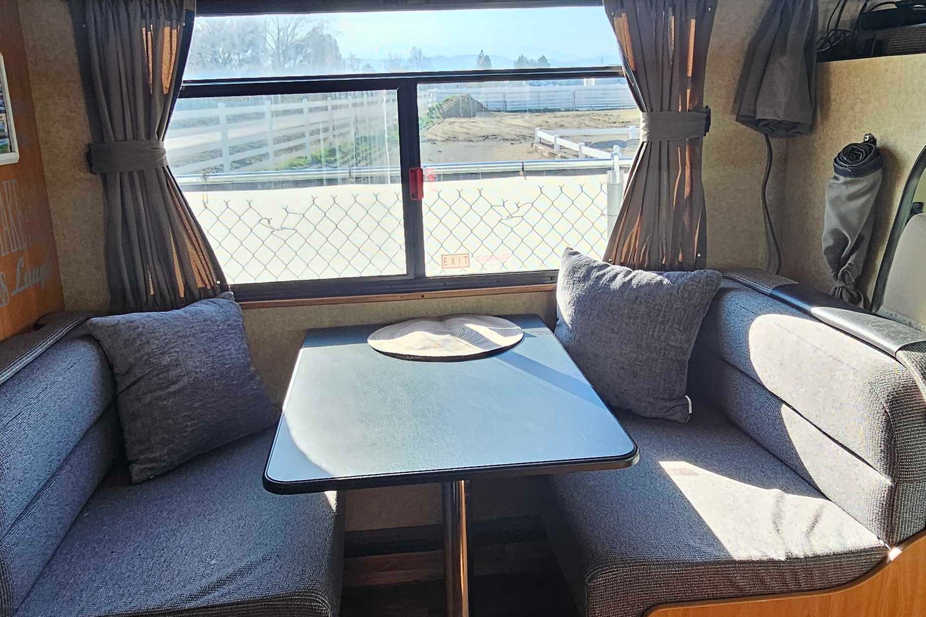 Thor Majestic Class C 23a -I- Unlimited Miles