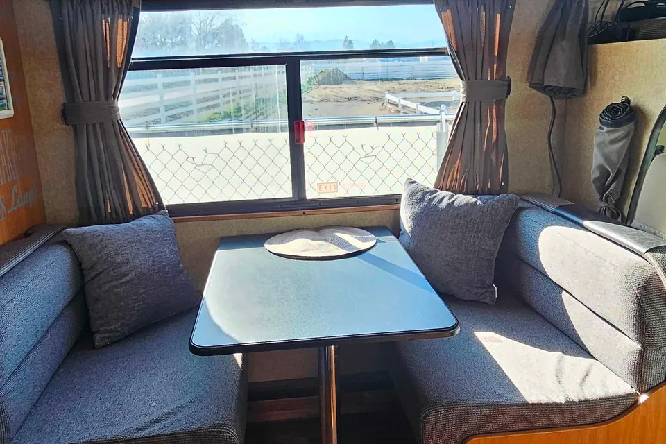 Thor Majestic Class C 23a -I- Unlimited Miles