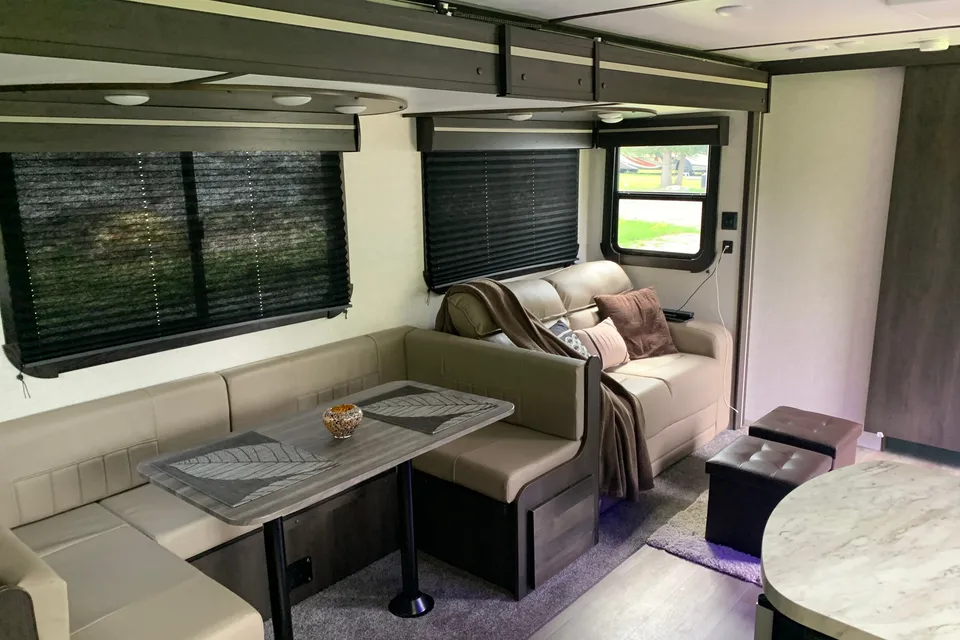 Kenneth's Crossroads Cruiser Aire Travel Trailer