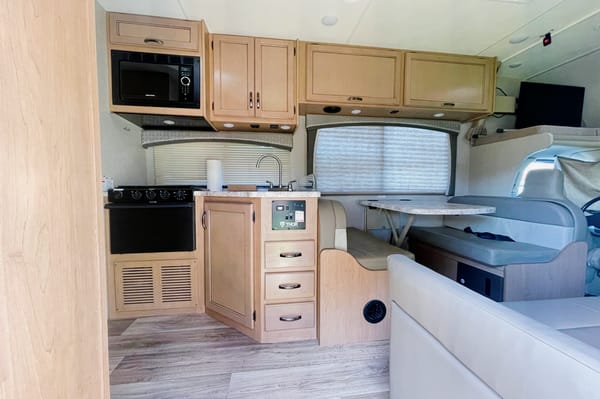 Mojo's Motor Home
