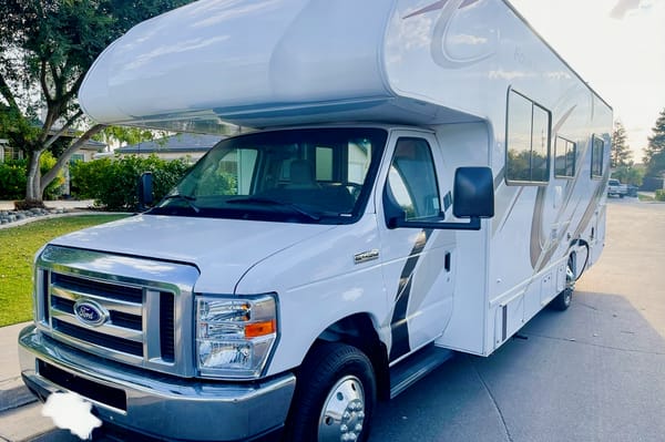 Mojo's Motor Home