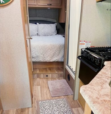 Mojo's Motor Home