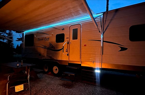 Happy Campers Sunset Creek Sport