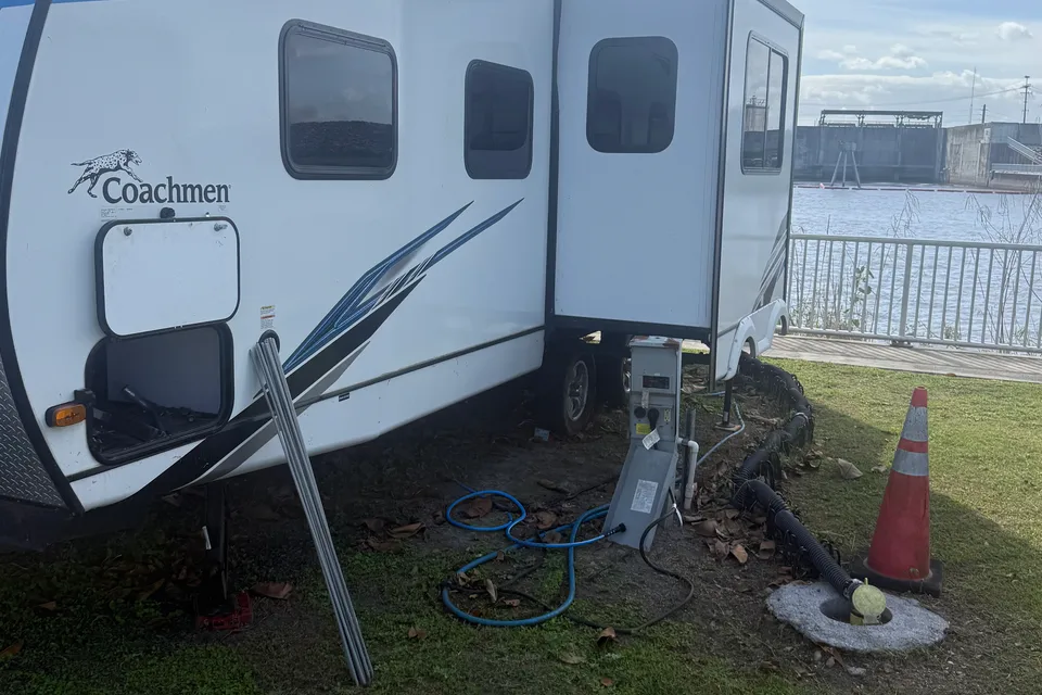 Eric's Freedom Express 252RBS Travel Trailer