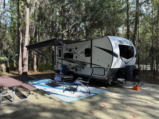 The Wilderness Wagon Flagstaff Micro Lite 21FBRS