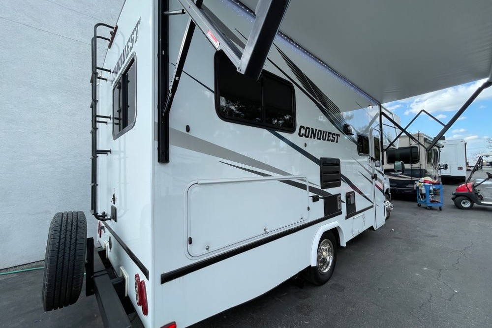 Gulf Stream Conquest Class C STARLINK WIFI AVAIALBLE!