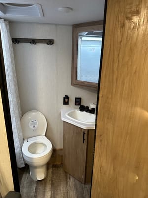 The Reserve Retreat – Sleeps 6, Family-Ready!”