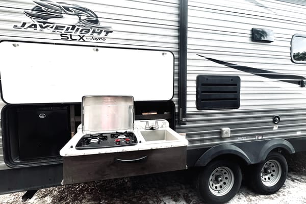 Gorgeous Jayco Flight SLX Travel Trailer