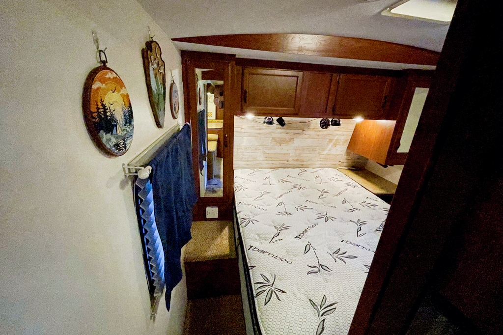 Home Away From Home Spree Connect 322BHS Travel Trailer