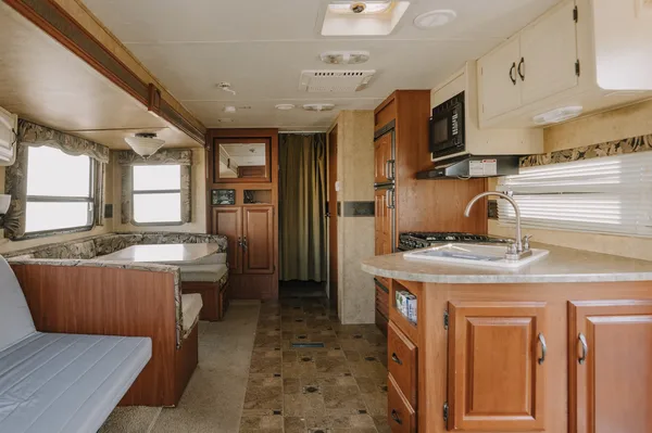 All Season Travel Trailer - 29ft Keystone Superlite Outback 268RL