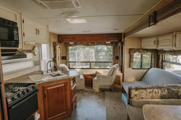 All Season Travel Trailer - 29ft Keystone Superlite Outback 268RL