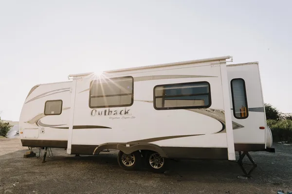 All Season Travel Trailer - 29ft Keystone Superlite Outback 268RL