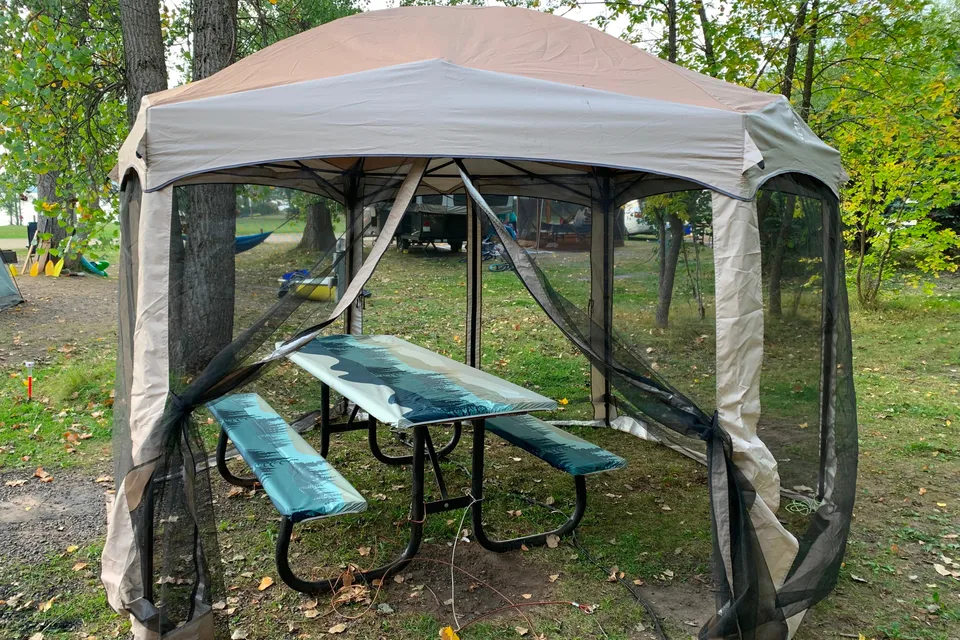 HORN’S HIDEAWAY KZ Connect SE Travel Trailer