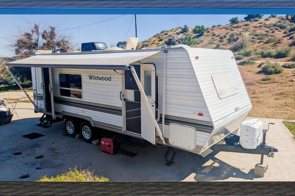 Special Discounted Nightly Rate Travel Trailer RV Rent 2005 Forest River