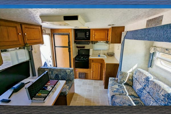 Special Discounted Nightly Rate Travel Trailer RV Rent 2005 Forest River