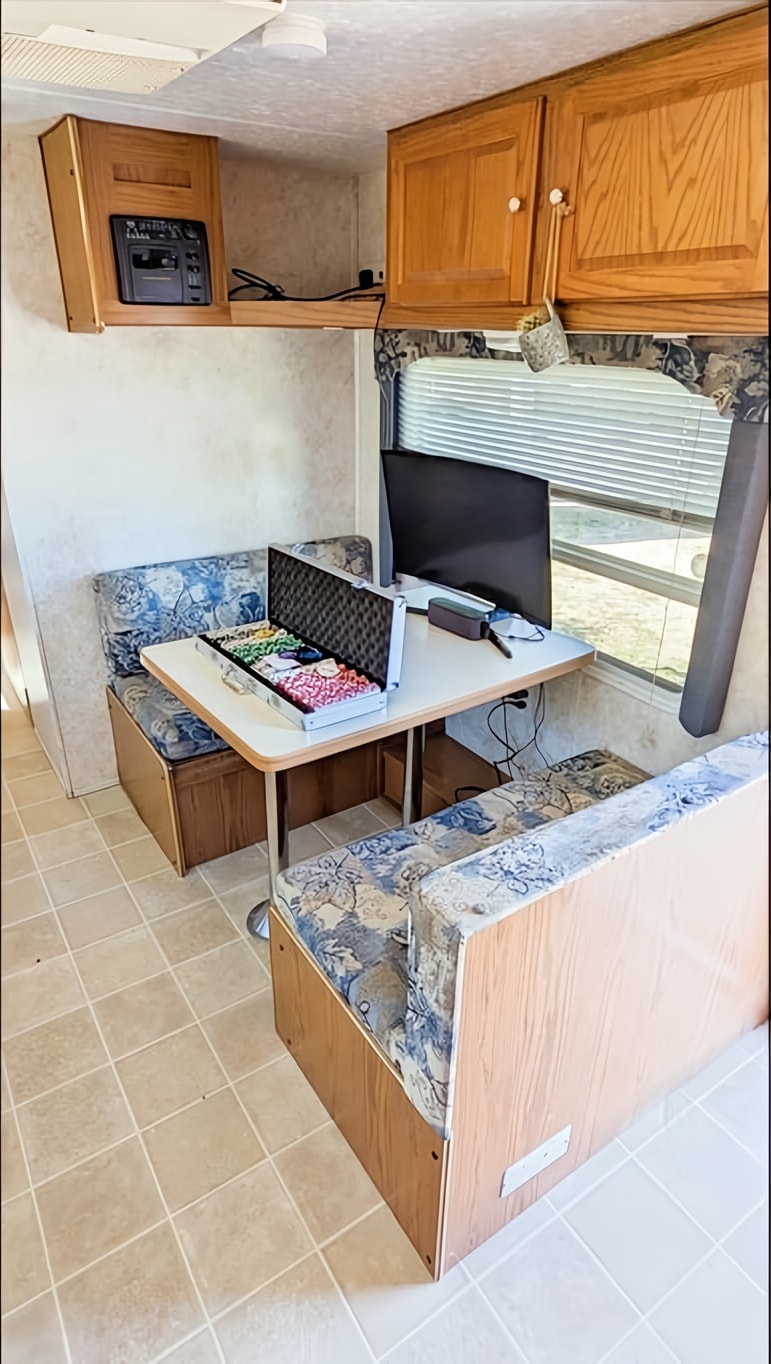 Special Discounted Nightly Rate Travel Trailer RV Rent 2005 Forest River