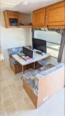 Special Discounted Nightly Rate Travel Trailer RV Rent 2005 Forest River