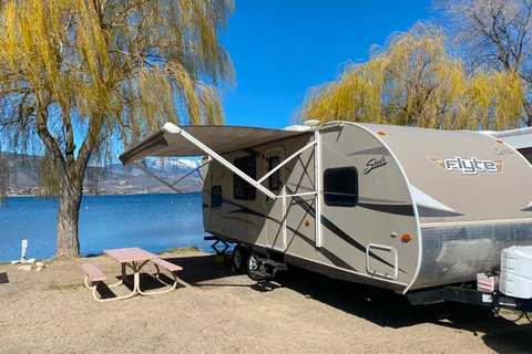 Camp’n Comtemporary