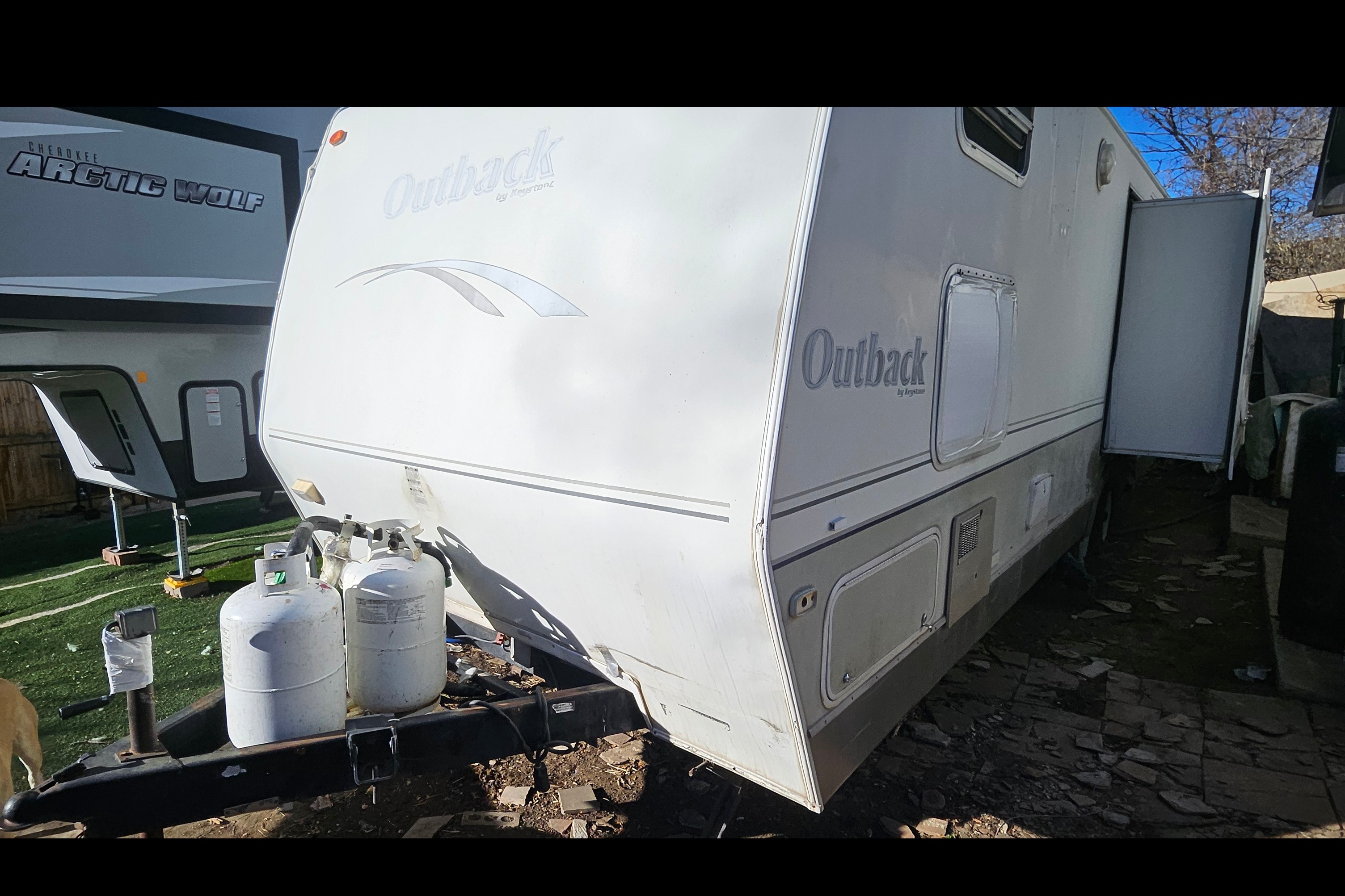 Ruben's Keystone Outback 28rss Travel Trailer