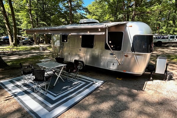 Magnolia 3 Airstream 22ft Bambi Sport **FULLY LOADED**
