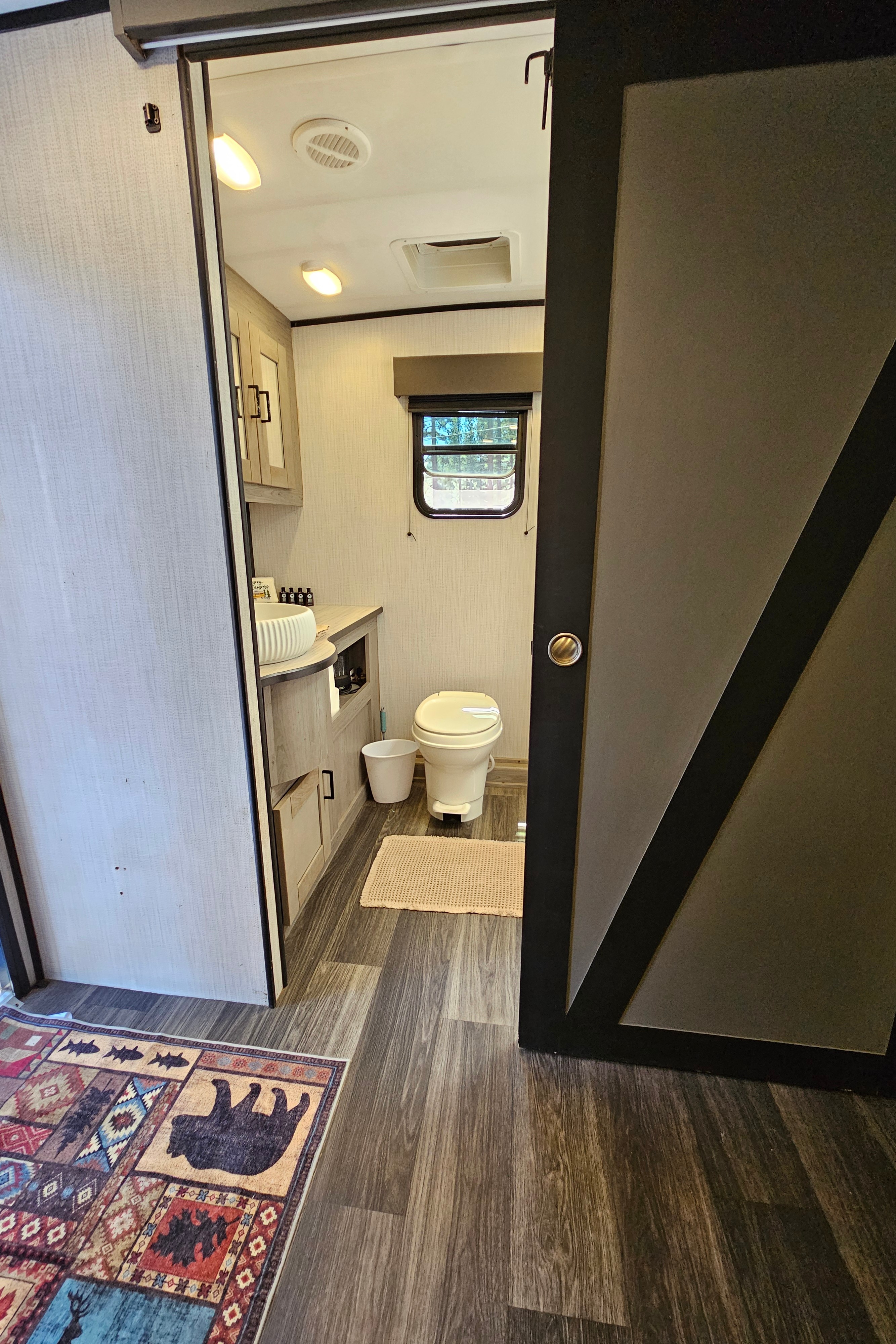 Cozy Couple's Retreat