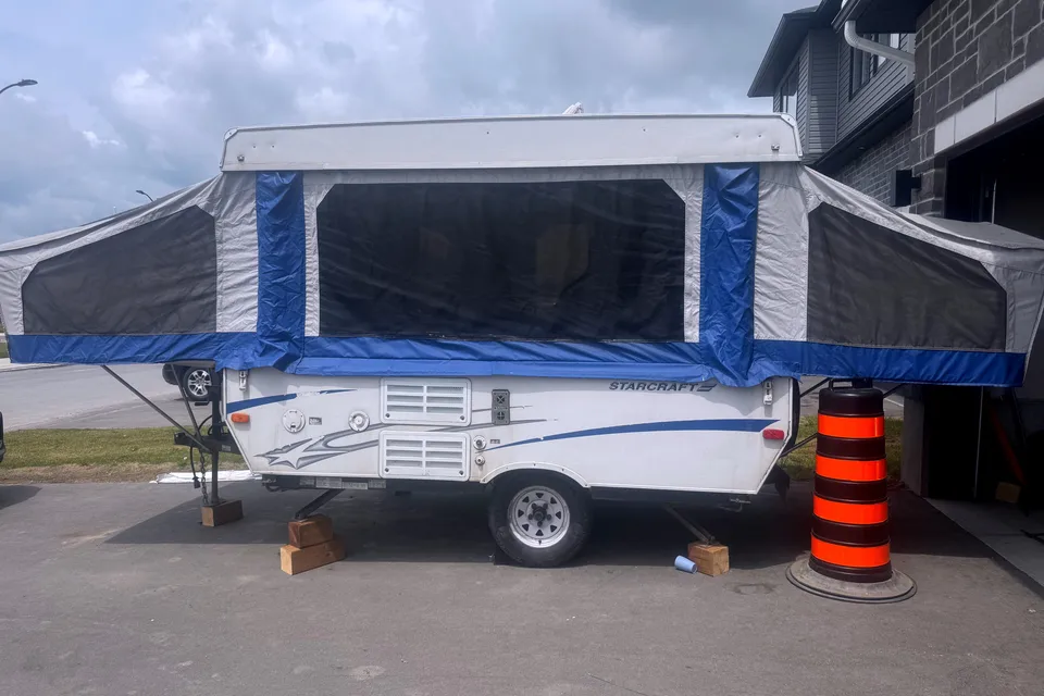 Bradford's Family Fun Starcraft 10 foot Tent Trailer