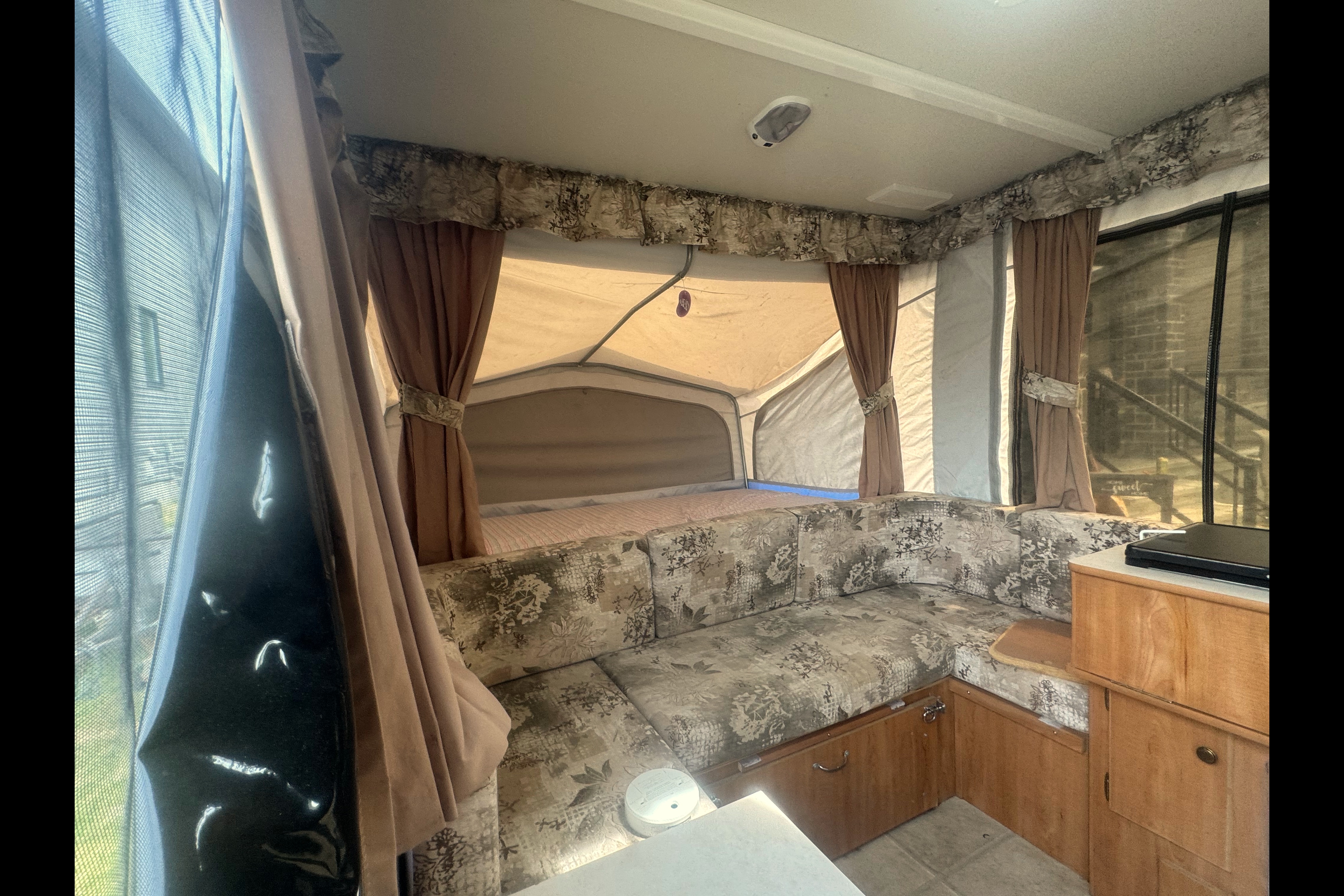 Bradford's Family Fun Starcraft 10 foot  Tent Trailer