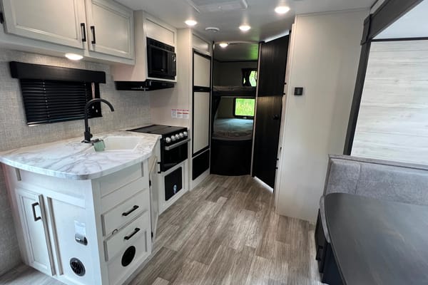 Chris's Jayco 242BHS Travel Trailer