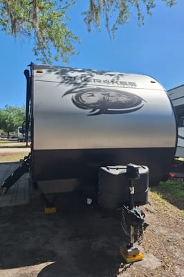 "Ellie Mae" BUNK ROOM! Full outside Kitchen