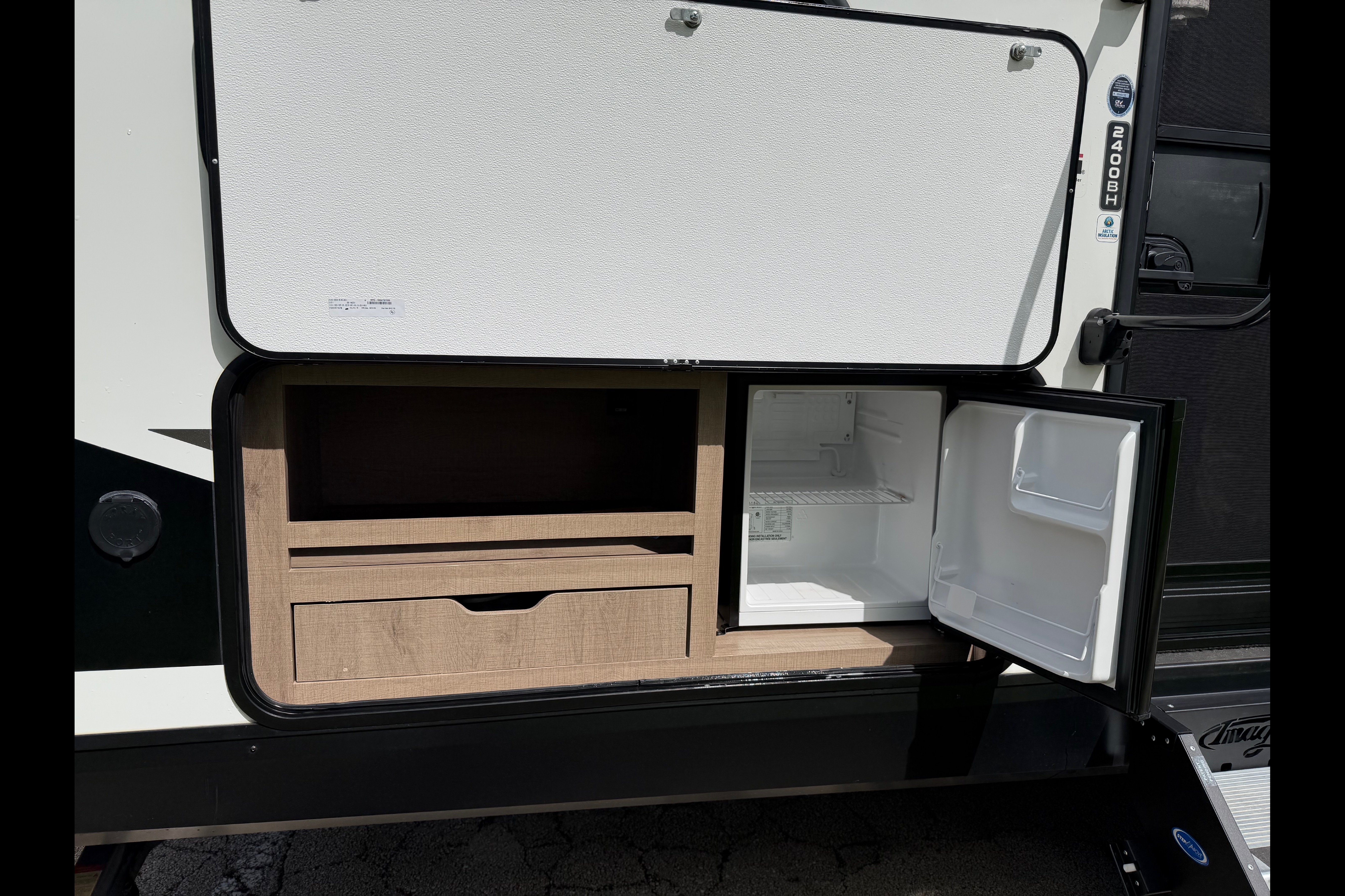 Laurentiu's Grand Design Imagine 2400BH Travel Trailer