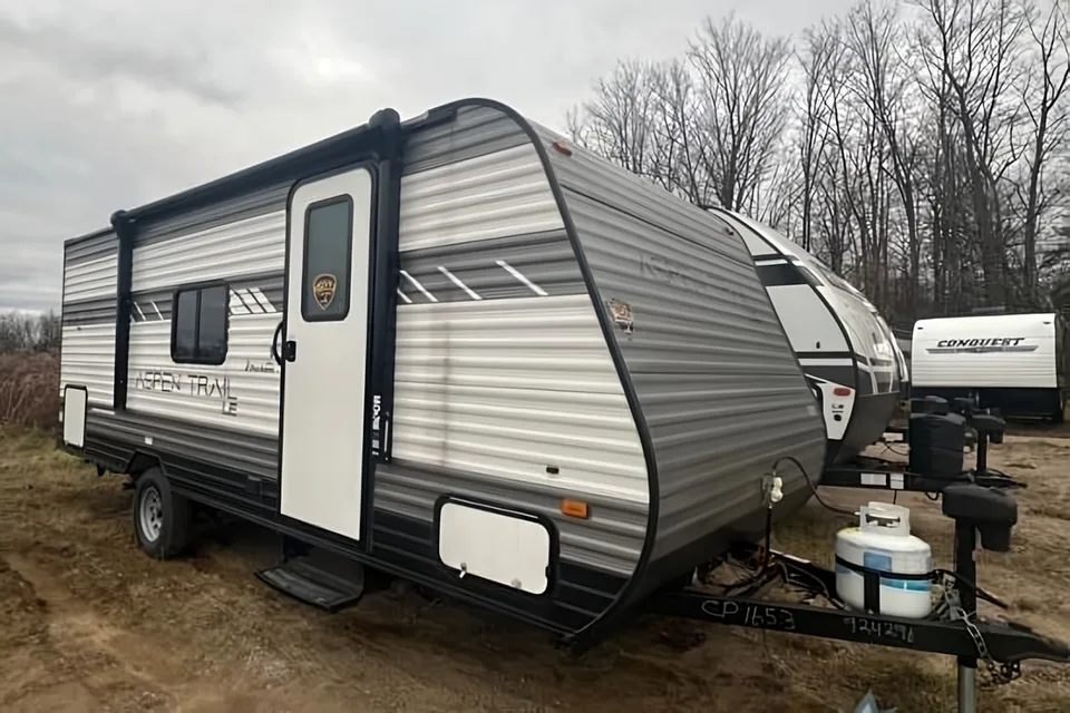 Colton's 2022 Aspen Trail 23ft Bunkhouse