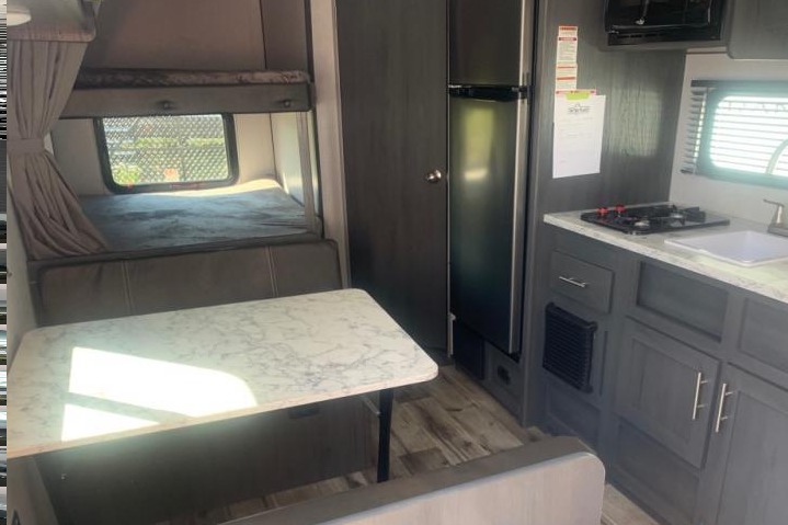 Colton's 2022 Aspen Trail 23ft Bunkhouse