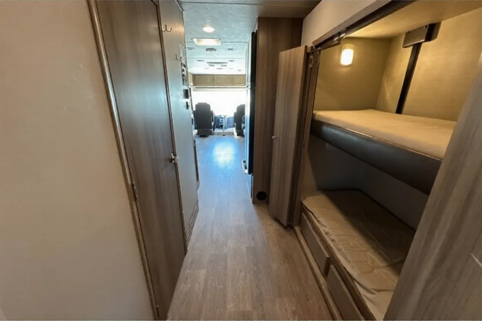 2017 Jayco Precept 36T – Spacious Motorhome for Families & Groups