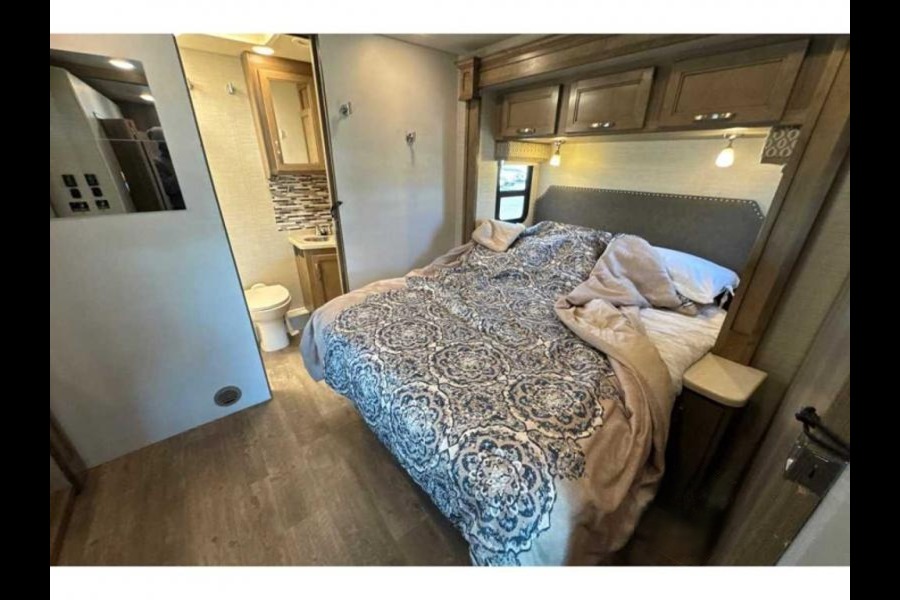 2017 Jayco Precept 36T – Spacious Motorhome for Families & Groups